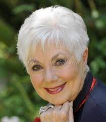 Rovid Frizurak 50 Felett Rovid Osz Frizura 80 Felett Short Grey Hair Short Hairstyles For Thick Hair Hair Styles For Women Over 50