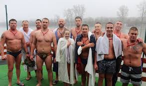 Maybe you would like to learn more about one of these? Becejci Bogojavljensku Tradiciju Odrzavaju Bez Plivanja Za Casni Krst Portal Moj Becej Becejske Opstine Iz Ugla GraÄ'ana