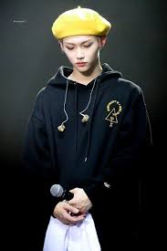 Subk finally stepped up their game a little and released sum cute merch for the us stops of the tour! Frecklebabe0915 Frecklebabe0915 Twitter Felix Stray Kids Felix Chris Chan