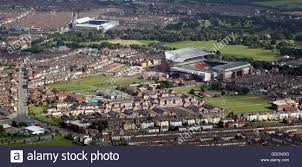 Fifa 21 apr 23, 2021. Luftaufnahme Des Fc Liverpool Anfield Stadion Everton Fc Goodison Park Gesehen Durch Den Stanley Park Liverpool Uk Stockfotografie Alamy