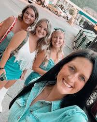 Madison Carnahan (@madison_carnahan) • Instagram photos and videos