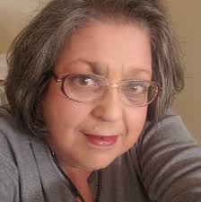 Hoda Kotb announces engagement to Joel Schiffman.