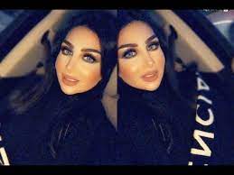 مكياج عيون غليتري باللون الأزرق الجريء سناب ريم الشمري youtube drop earrings earrings pearl earrings