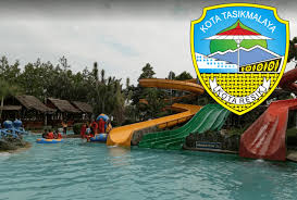 Kolam renang mangkubumi salah satu tujuan wisata yang berada di kabupaten tasikmalaya, taman rekreasi yang cocok untuk anda dan keluarga untuk menghabiskan waktu. 4 Wisata Kolam Renang Di Tasikmalaya Teramai Dan Terlengkap
