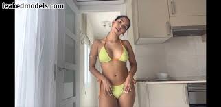 Adriana Verastegui  adrianaverasteguiASMR  adrianaverastegui_ Foto  Desnuda Filtrada OnlyFans 6 - Modelos Filtradas