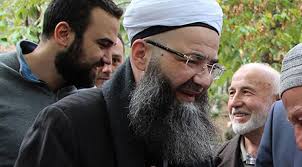 *official twitter account of ahmet mahmut ünlü. Erdogan In Hedefindeki Hocalar La Gorusen Cubbeli Karsi Taraf Saflari Siklastiriyor Diken