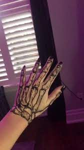 What's the best way to draw skeleton hands? Skeletonhands Hashtag Videos On Tiktok