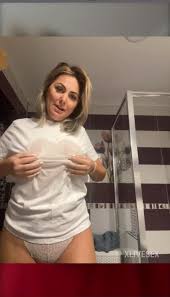 Emma Roqueen displays her dazzling jewels while getting nude for CamWhores