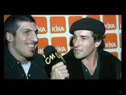 Discover top playlists and videos from your favorite artists on shazam! Willy Crook Fuego Amigo Entrevista Presentacion Youtube