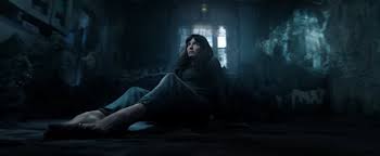 Paralyzed by fear from shocking visions, a woman's torment worsens as she discovers her waking dreams are terrifying realities. Lauf Um Dein Leben Neuer Teaser Zum James Wan Film Malignant Erschienen Moviebreak De