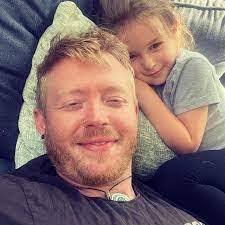 Eric Boatright's Instagram, Twitter & Facebook