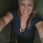 Jessica Maxham's Instagram, Twitter & Facebook