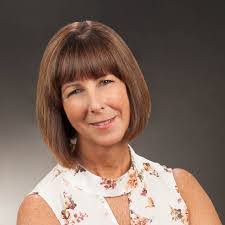 Anne Weiner's Instagram, Twitter & Facebook