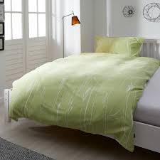 Satin Bettwasche Nordic 135x200 Grun Weiss In 2020 Satin Bettwasche Bettwasche Microfaser Bettwasche