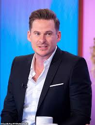 Blue singer lee ryan welcomes girlfriend verity paris's third child. Lee Ryan S Girlfriend Verity Paris Gives Birth To Baby Girl Fr24 News English