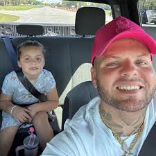 Is $600 a fair price to remove, cut, stack, and clean up a single lead tree?