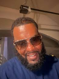 Where all my smokers at??? Happy Holidays from Nate Dog with much Love ❤️  🙏❤️🙏❤️