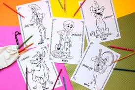 Coco is a 2017 animated film from pixar, set on the mexican day of the dead and tells the story of young boy miguel's musical dream and bonding with his family. Coco Coloring Pages Disney Family