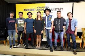 Ada 20 gudang lagu untuk laila akim the majistret terbaru, klik salah satu untuk download lagu mudah dan cepat. Akim The Majistret Buat Konsert Di Singapura
