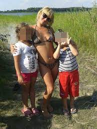 Moms Fail 15 (bad mom)