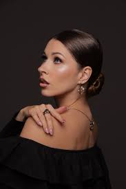 Looking for a lady model (Dancer) for a personal photography project for my  portfolio. (Ballet dancer or contemporary) Here is my instagram:  https://www.instagram.com/fika.fotografi/ And some of my works for  reference. If you