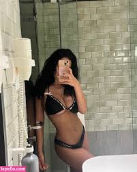 Blaise De Vos  Blazingggblaiseee  blazingggblaiseeee Nude Leaked Patreon  Photo 64 - Fapello