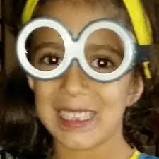 Anne Hebel's Instagram, Twitter & Facebook