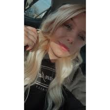 Jenna Bee's Instagram, Twitter & Facebook