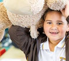 Peter Cuff's Instagram, Twitter & Facebook