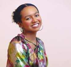 Lisa Taft's Instagram, Twitter & Facebook