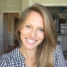 Ellie Krueger's Instagram, Twitter & Facebook