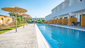 Evita mare hotel is just 50 m from the sandy beach, and just 5 minutes from the lively city center of faliraki where the shopping center and lively cafe's, bars, restaurants and nightclubs are located. Hotel Evita Mare Grecja Rodos Wakacje Z Grecos Pl