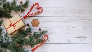 Mit besonderem flair und faszinierender atmosphäre. Maradek Fenyogallyakbol Keszult Alomszep Karacsonyi Dekoraciok 8 Otletes Megoldast Mutatunk Karacsony Femina