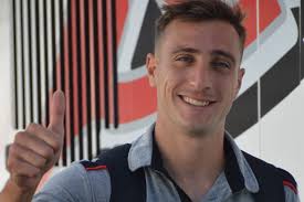 Patronato viajó a Buenos Aires con dudas en el equipo titular