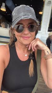 Becky Chalmers (@bexchalmers) • Instagram photos and videos