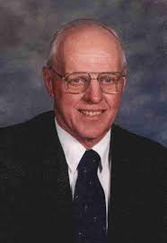 Kenneth Carlson obit photo D. Kenneth Carlson, age 77, of Isanti died unexpectedly March 12, 2013 at Cambridge Medical Center. Ken owned Carlson&#39;s Roll Off ... - Kenneth-Carlson-obit-photo