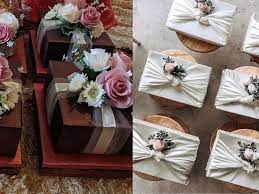 Anda mencari idea barang hantaran lelaki terbaik yang boleh diberikan segera. Idea Hantaran Tutup Yang Boleh Korang Buat Untuk Majlis Kahwin Nanti Pesona Pengantin