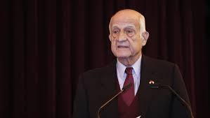 Eşref hamamcıoğlu on wn network delivers the latest videos and editable pages for news & events, including entertainment, music, sports, science and more, sign up and share your playlists. Inan Kirac In Galatasaray Baskanligi Icin Adayi Esref Hamamcioglu