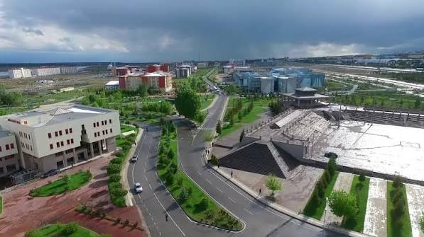 Ömer Halisdemir Üniversitesi