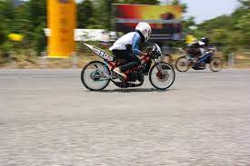 Motorcycle racing (road and track) use this forum for anything to do with racing on road or track. 254 Drag Motorbike Photos Free Royalty Free Stock Photos From Dreamstime