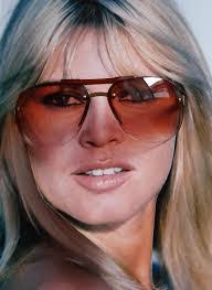 Sherry Streeter's Instagram, Twitter & Facebook