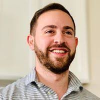 Alyssa Burt's Instagram, Twitter & Facebook