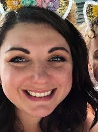 Nikki Eckert's Instagram, Twitter & Facebook