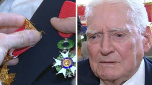 Calgary WW II veteran receives France's top military service medal