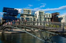 Guide De Lyon Les 10 Choses A Faire Goeuro Fr Blog Visiter Lyon Lyon Choses A Faire