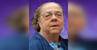 Savannah Bruce's Instagram, Twitter & Facebook