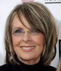 55 Polished And Pretty Bobs Mom Hairstyles Bob Hairstyles Short Hair Styles