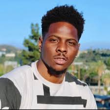 Mitchell Edwards (@mitchelledwards)