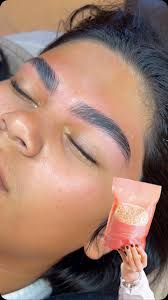 La depilación nunca fue tan fácil antes de tener mi propia cera ✨de venta  en @angelesb_store 🤍🙌🏻#angelesbeautystudio #belleza #lashes  #cejasperfectas #browtintandwax #eyebrowlamination ...