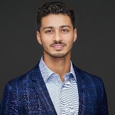 Kyle Berman's Instagram, Twitter & Facebook